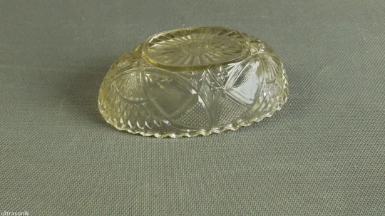 Ваза овальна низенька міні стара радянська карамельне скло Вживане Продаж