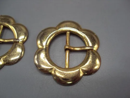 Купити Бижутерия женская пряжка цветочек металл пряжки цветочки лот 2 шт размер 4,5 х 4,2 см №13613