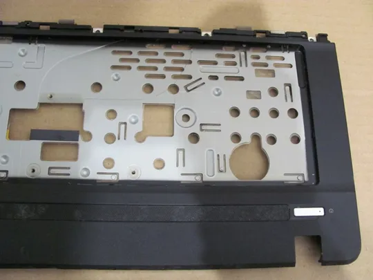 562-2 корпус панель 13N0-A8A0B02 для Acer Aspire E1-772G E1-772 оригінал Де купити