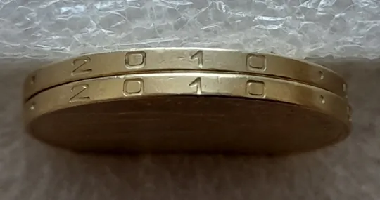 (8210) 1 гривня 2010 1БА1, 1БА2 - 2 монети одним лотом (1 гривна 2010) Де купити