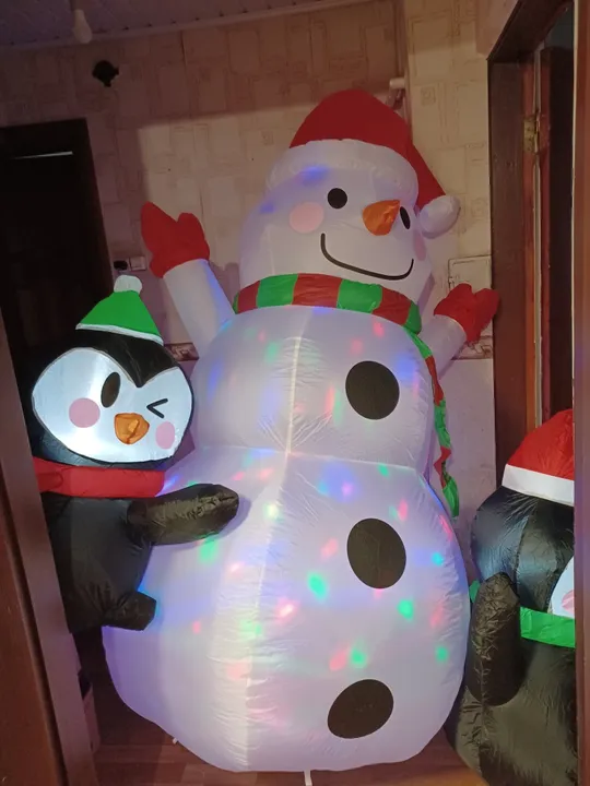 Купити 2,2-метровий надувний різдвяний сніговик на вулиці з кольоровим світлодіодом (ящик 27)