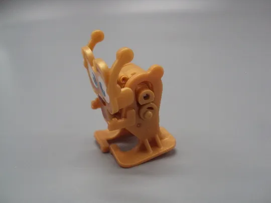 Фигурка киндер сюрприз VD203А Ferrero Robot Oro механический робот (заводится и ходит) №18606л Інтернет-аукціон