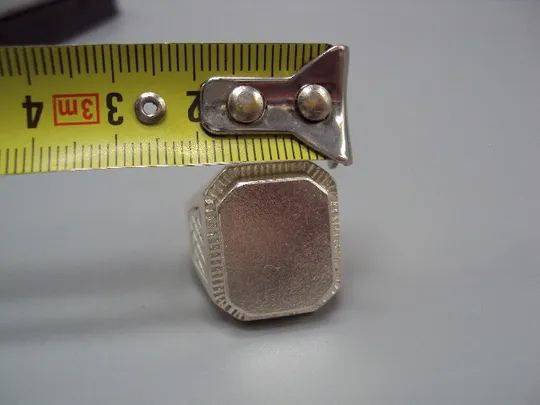 Кольцо перстень прямоугольник печатка серебро Украина вес 11,29 г 21-21,5 размер 21х18,5х15мм №15437 З аукціону