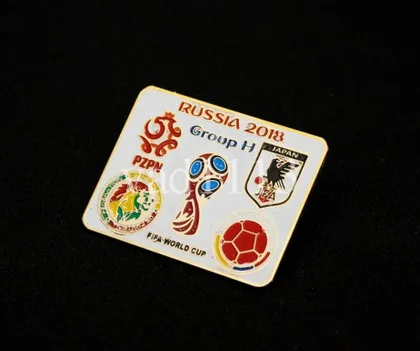 фото, Футбол - значок из серии  "Чемпионат Мира 2018" группа Н : Япония, Польша, Сенегал, Колумбия