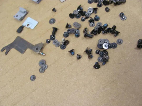 754-10 комплектуюче гвинти  для DELL Latitude E9510 9510 2 in 1 оригінал Інтернет-аукціон