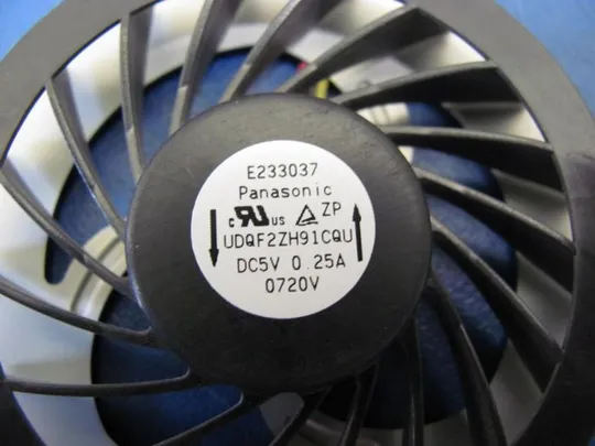 №11-8 Вентилятор (кулер, FAN) UDQF2ZH91CQU для SONY VAIO PCG-61611M PCG-71912 оригінал З аукціону