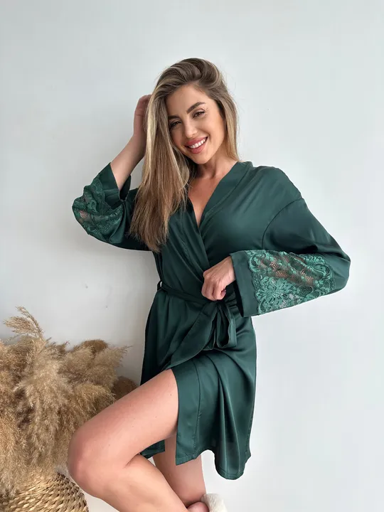 Халат короткий з шовку Армані Christel 132 довгий рукав з мереживом, зелений L З аукціону