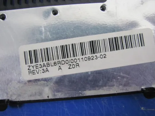 №229-17 сервісна кришка ZYE3ABL6RD0I00 для Toshiba L750, L755 оригінал З аукціону