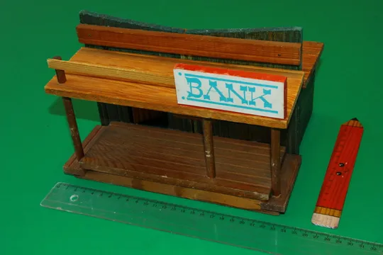 дерев`яний БУДИНОЧОК BANK строение ГДР Ціна