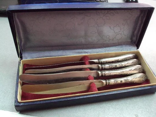 Набор столовые приборы ножи нержавейка мнц ЗиШ ссср нож длина 24 см лот 4 шт в коробке №11710 Ціна