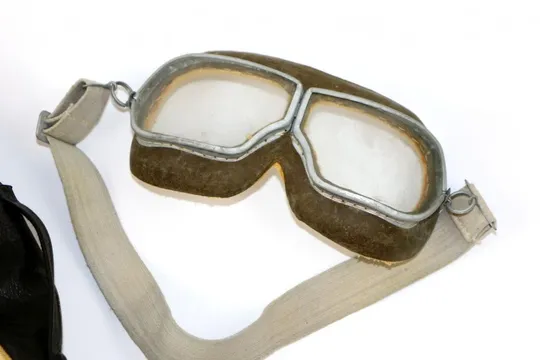 Купити Военный шлем летчика - шлемофон , очки -без использования СССР nd548 Військовий шолом льотчика