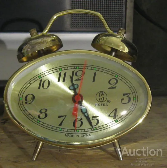 Часы Будильник Hofea механика в прекрасном состоянии !!! Ціна