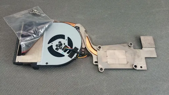 Купити радиатор системы охлаждения с ноутбука DELL Latitude E6530
