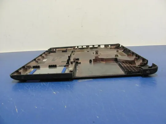 69-1 Кришка дно піддон корпуса EAZYL00201A для ACER ES1-711 ZYL оригінал Недорого