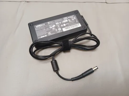 0957 адаптер живлення LITEON PA-1171-72 20V 8.5A  НІМЕЧЧИНА Ціна