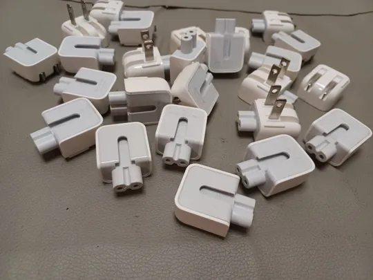 1045 МЕГА Лот 3 OEM розетка Apple для адаптера живлення зарядного пристрою MagSafe З аукціону