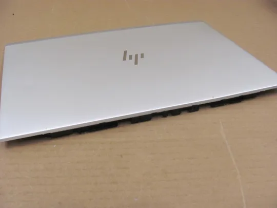 829-32 кришка матриці 6070B1209301  для HP ELITEBOOK  755 G5  850 G5 оригінал Де купити