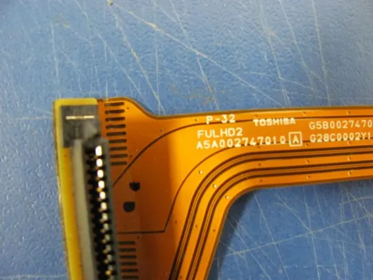 №175-2 шлейф HDD A5A002747010 FULHD2 для Toshiba R700 R705 RX3 R731 R830 R930 R835 оригінал Де купити