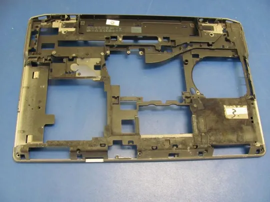 №99-1 Кришка (дно, корито, піддон) корпуса 0FGYXK для Dell Latitude E6530 оригінал Ціна