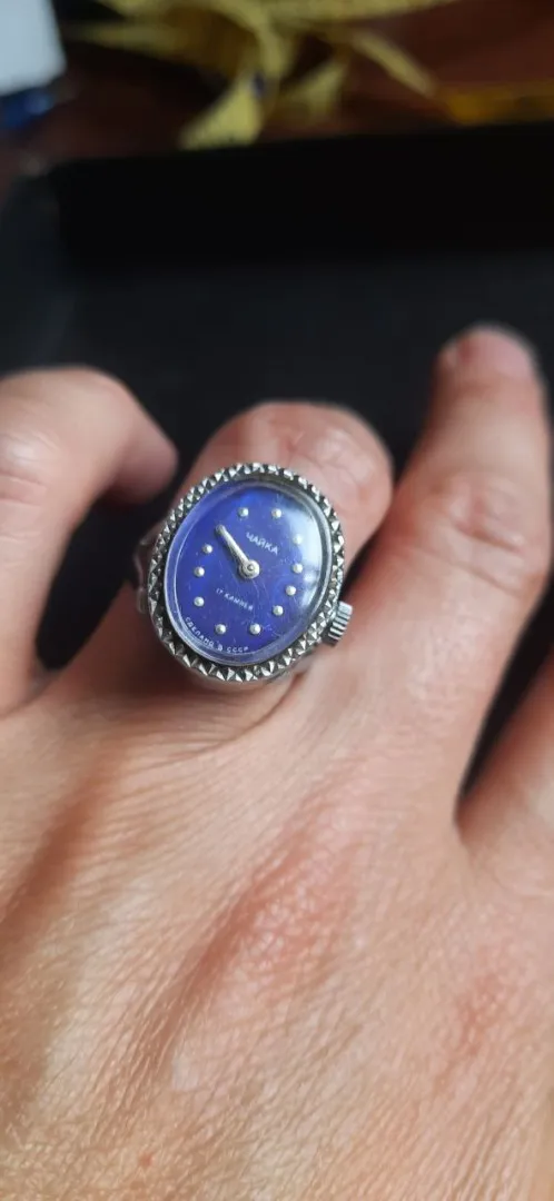 Годинник -каблучка Чайка СССР Часы-кольцо чайка СССР,на ходу. Інтернет-аукціон