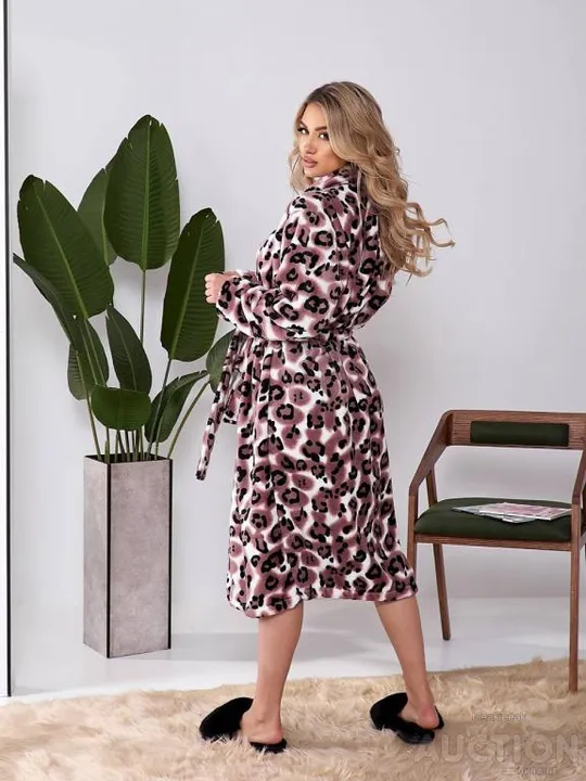 Жіночий махровий халат колір чорний-коричневий Недорого