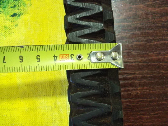 Картина сельский пейзаж жанровая сцена сельская жизнь пара и свиньи ДВП масло в резной раме №8 Інструкція