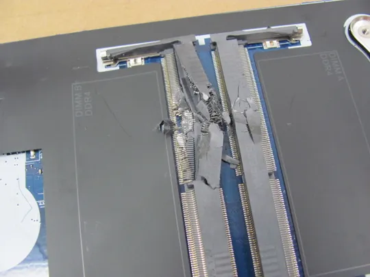 846-1 материнська плата SR32N I7-7820HQ CAP00 LA-E311P для Dell Precision 7510 7520 P53F оригінал Характеристики