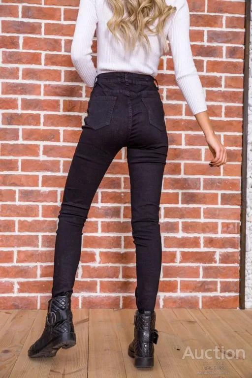 Стрейчевые женские джинсы, черного цвета, 167R2023-3 Продаж