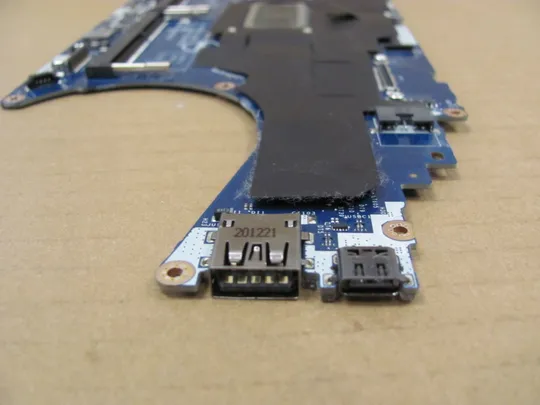 354-11 материнська плата РОБОЧА FDW50 LA-J381P SRGXZ I5-10210U для Dell Latitude 5510 5511 Precision 3550 3551 оригінал Де купити