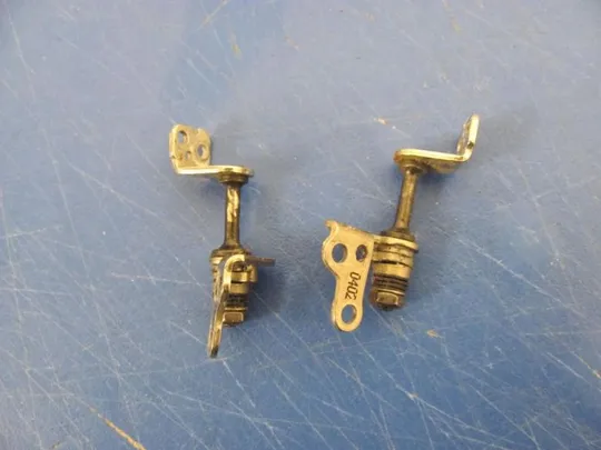 №6-39 петлі кріплення для Toshiba Portege R30-A-13W оригінал Де купити