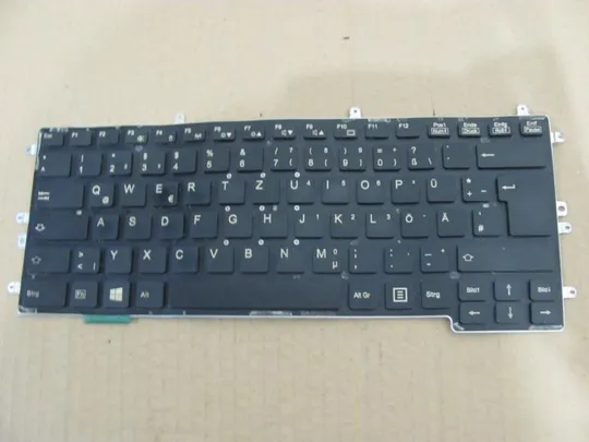 №223-22 клавіатура робоча CP568940-01 для Fujitsu U772 оригінал Інтернет-аукціон