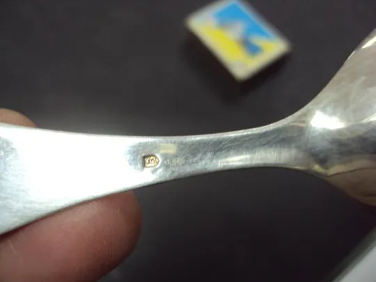 ложка маленькая чайная девочка серебро 29.11г Де купити