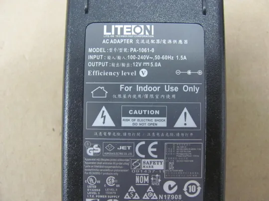 адаптер живлення LITEON PA-1061-0 12V 5.0A 5,5 * 2,5 mm оригінал ЦІКАВИТЬ ОПТ Продаж