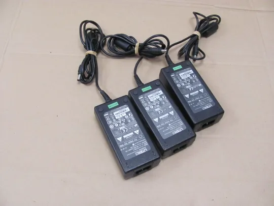 адаптер живлення LITEON PA-1061-0 12V 5.0A 5,5 * 2,5 mm оригінал ЦІКАВИТЬ ОПТ Ціна