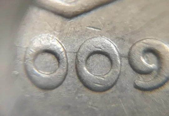 (1360) 50 копійок 2009 розкол у році карбування на аверсі + розколи на "0" номіналу на реверсі (50 копеек 2009 брак) З аукціону