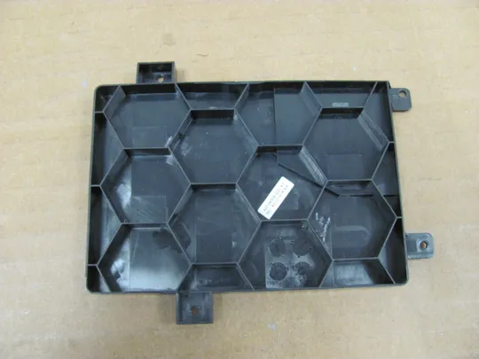 863-16 комплектуюче кріплення 0PVGYT для Dell Latitude 5520 5530 5531 Precision 3570 3571 оригінал Ціна