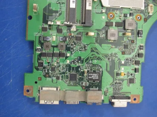 номер0013-2 материнська плата,Mainboard,Материнка,Основна плата,Системна плата,Плата системи 48.4GU01.021 РОБОЧА для MEDION Akoya E6214 P6622 оригінал Де купити