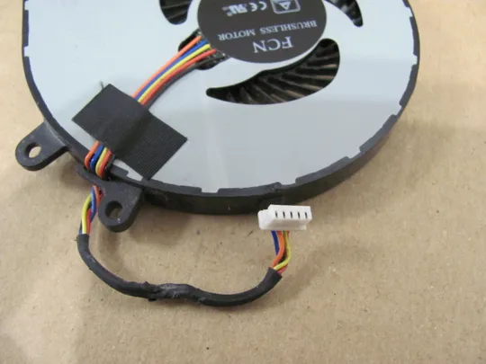 425-33 Вентилятор (кулер, FAN)  DC28000CZF0  для Lenovo  IdeaPad 310-15 310-15ABR, 310-15IAP, 310-15IKB, 310-14ISK, 310-15ISK  оригінал Недорого