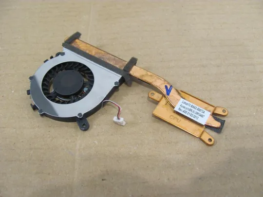 550-19 система охолодження BA62-00673A для SAMSUNG NP530 NP530U3C 530U оригінал З аукціону