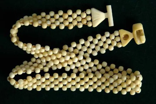 Антикварне кольє слонова кістка 1930 Holland Де купити