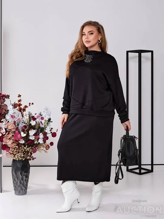 Жіночий костюм з ангори зі спідницею колір чорний Продаж