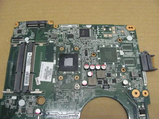 402-13 материнська плата DA0U93MB6D0 737141-501 для HP Pavilion 15 15-N оригінал Характеристики