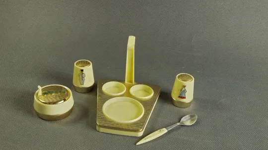 Набор для специй советский "Литва" пластик Вжане старий набір для спецій З аукціону