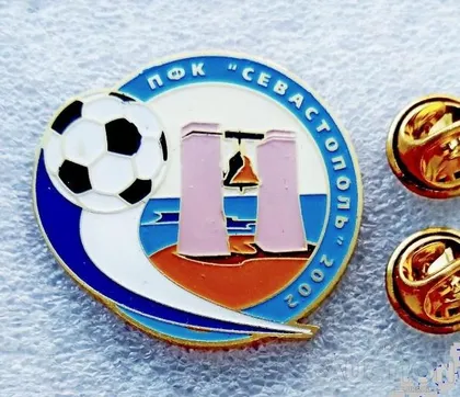 фото, Футбол серия больших значков 32 мм клубы Украины -  ПФК Севастополь Крым