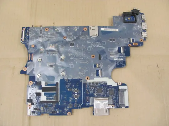 Купити 705-6 материнська плата QALA0 LA-7761P для  Dell Latitude E6530  оригінал