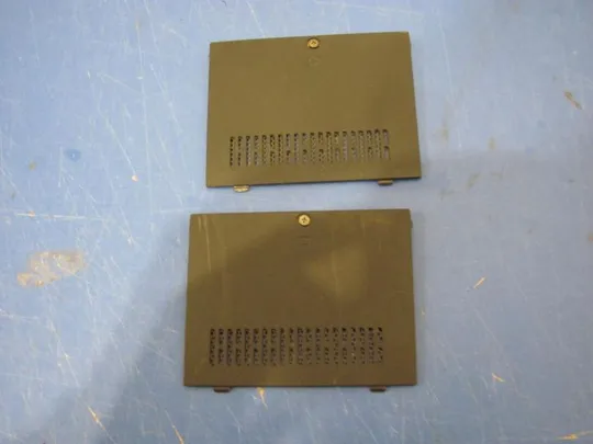 №157-16 сервісна кришка B0249301S100 для Satellite Pro L300-16U оригінал Ціна