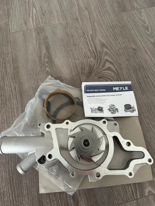 Водяной насос Meyle — это высококачественный элемент системы охлаждения, который обеспечивает надёжную циркуляцию охлаждающей жидкости в двигателе, предотвращая его перегрев. Ціна