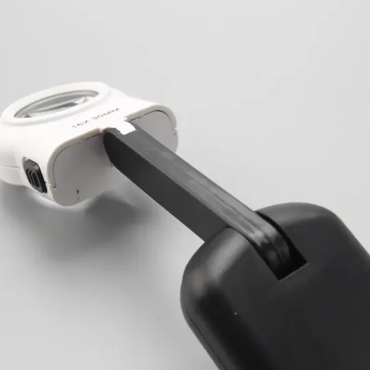 Лупа трансформер з підсвічуванням (TH-7006A) Продаж