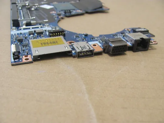 номер0965-1 материнська плата Mainboard Материнка Основна плата Системна плата Плата системи Laptop motherboard мамка  ноутбучна плата APW50 LA-C381P 848221-001 SR2FU i7-6820HQ для HP Zbook 15 G3 G4 оригінал Характеристики