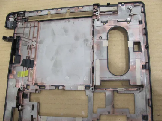 493-6 Кришка дно піддон корпуса 13N0-CNA0T01 для MEDION E6240T оригінал На торгах